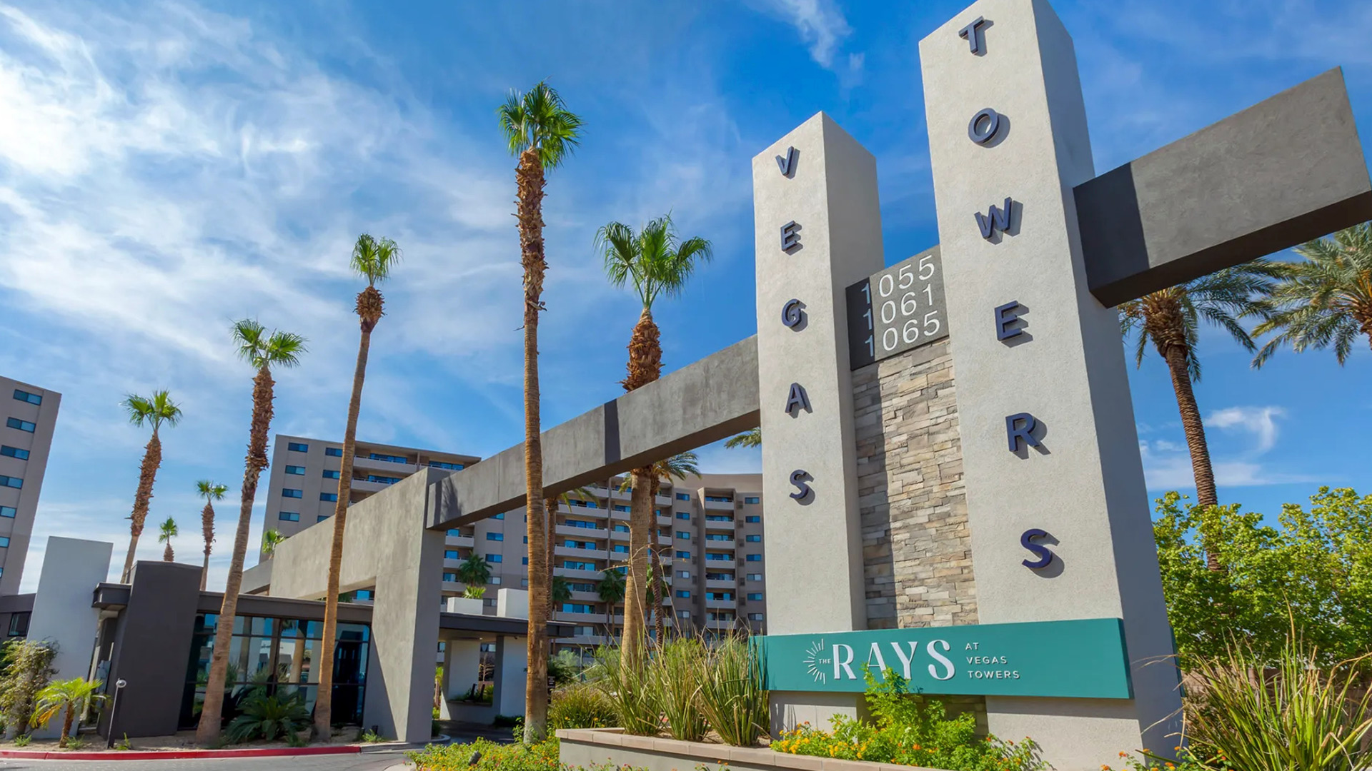 Rays-Monument-Sign