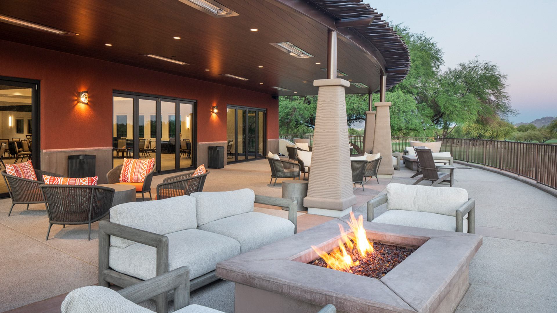 Clubhouse---Outdoor-Patio