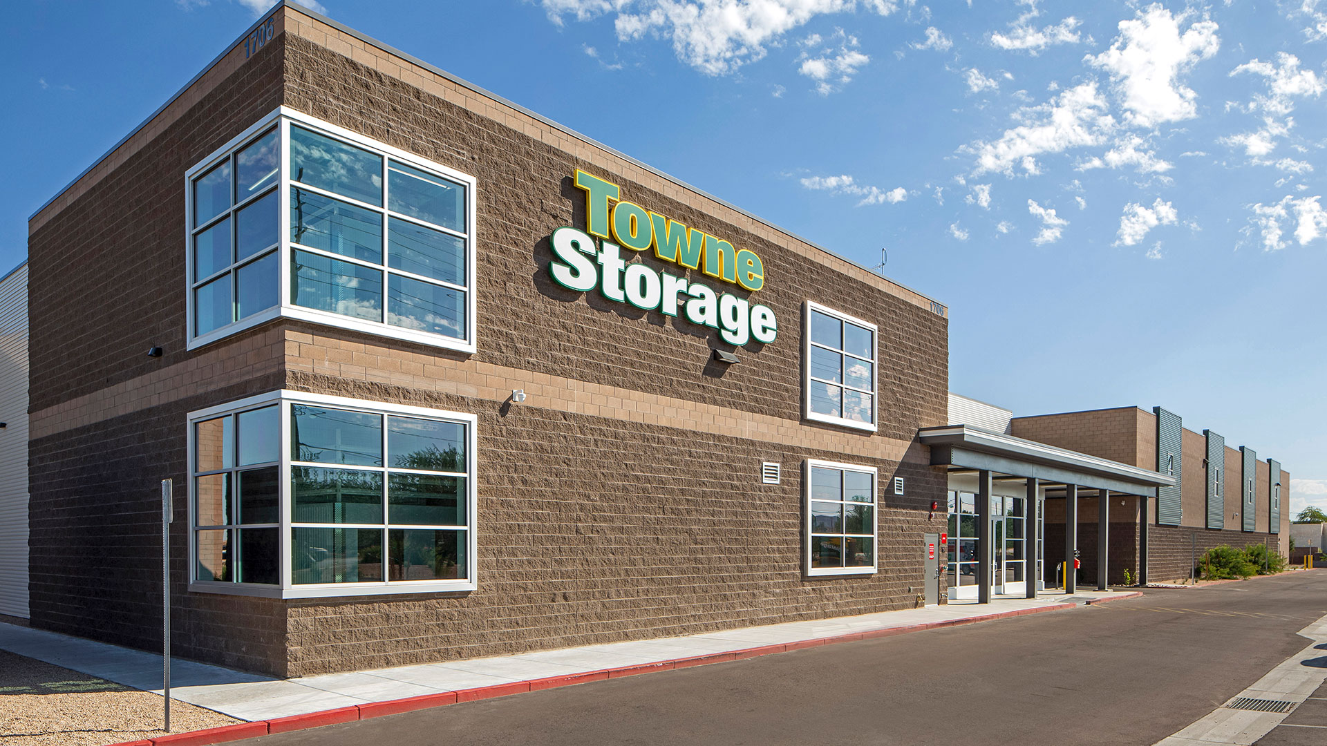 Towne-Storage--Exterior